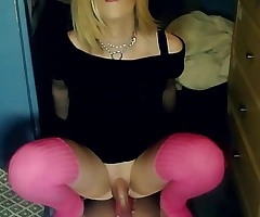 Jessica Blossom Sissygasm Guide and How A Good Slut Cleans Up