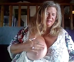 Granny temptress woman with thick tits together with pussy swiftly 1