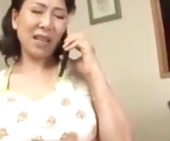 Japanese Mom caught wits stepson