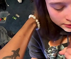 Sapphic bestfriend gets facial in bedroom croak review watching tv